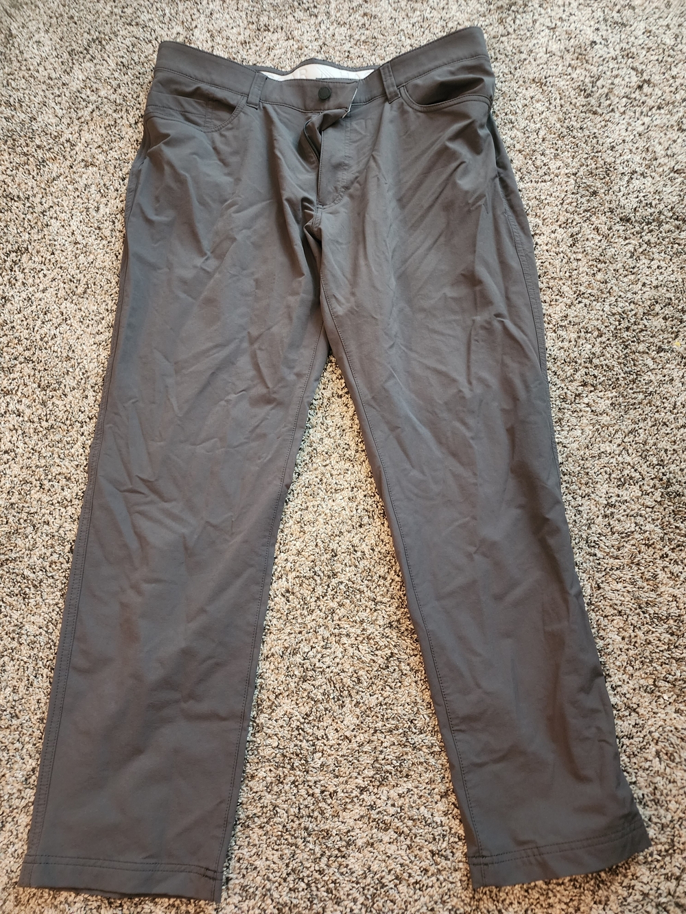 Haggar Men's Dark Gray Straight Chinos